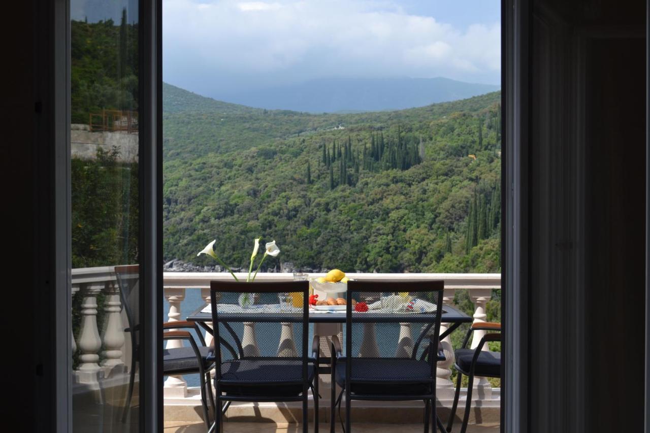 Apartment Jelena Молунат Экстерьер фото